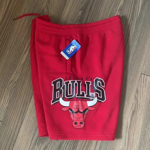 NBA Brand Chicago Bulls Flannel Short - Picture 2 of 4